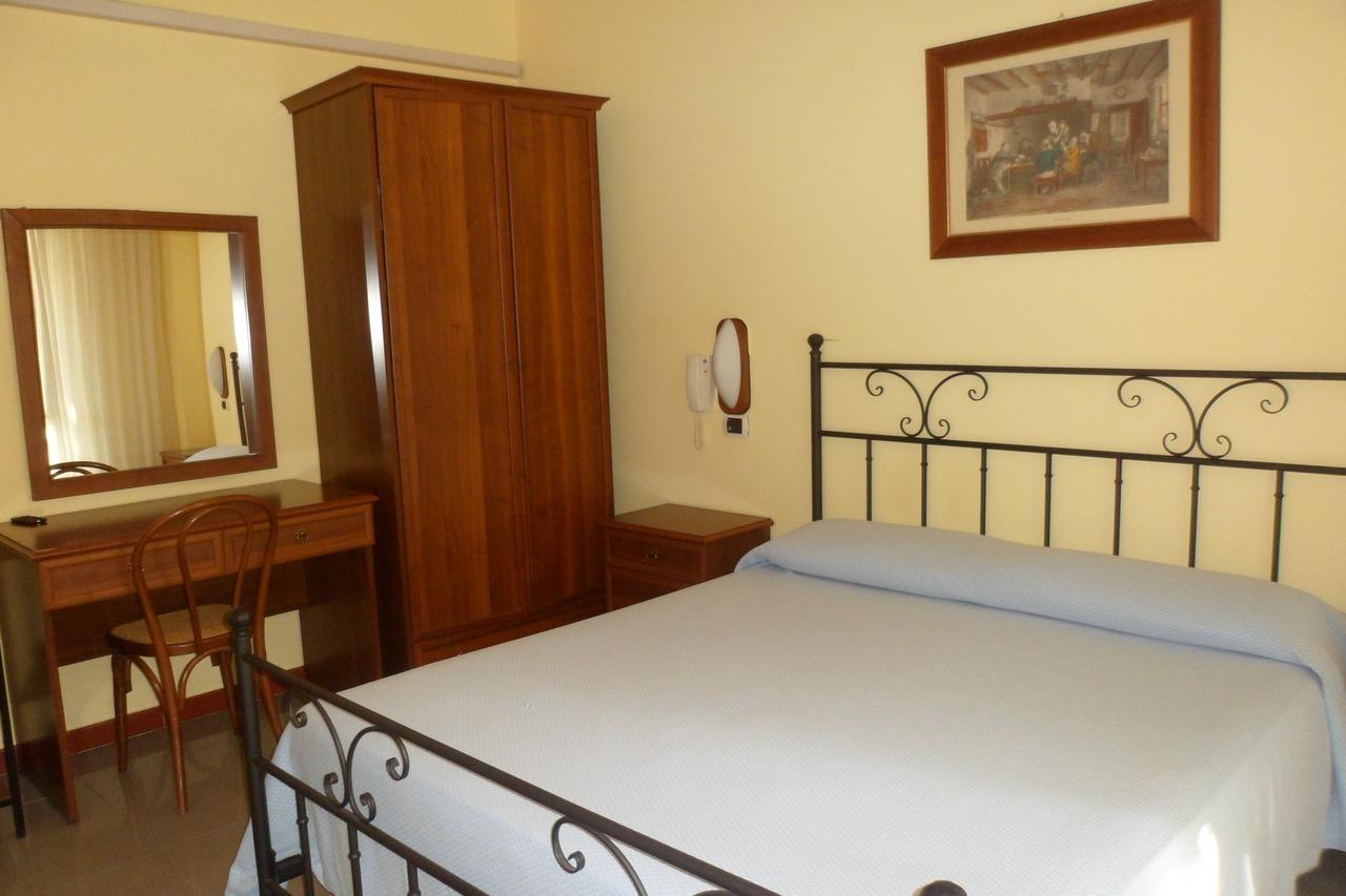 Albergo Miramonte Vibo Valentia Eksteriør billede