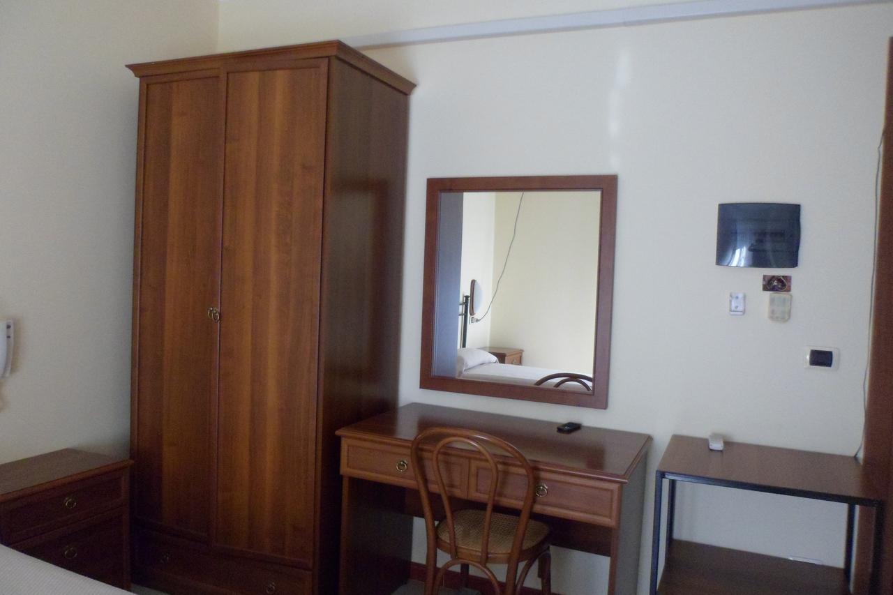Albergo Miramonte Vibo Valentia Eksteriør billede